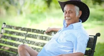 Perjalanan Inspiratif Bob Sadino: Dari Kuli Menjadi Pengusaha Sukses