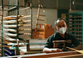 Membaca Tren Industri