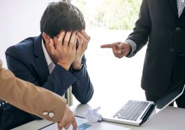 Mengatasi Konflik di Tempat Kerja