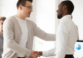 Menumbuhkan Kepercayaan dan Loyalitas